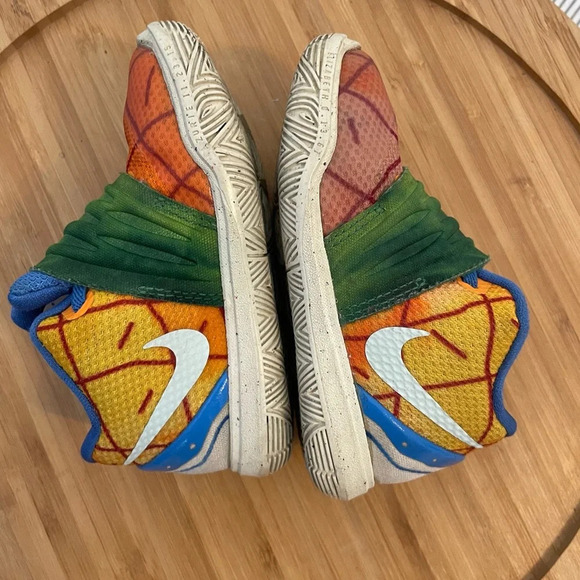Nike Kyrie 5 Spongebob Toddler 6T Basketball Shoes Orange Pineapple House - Picture 8 of 10